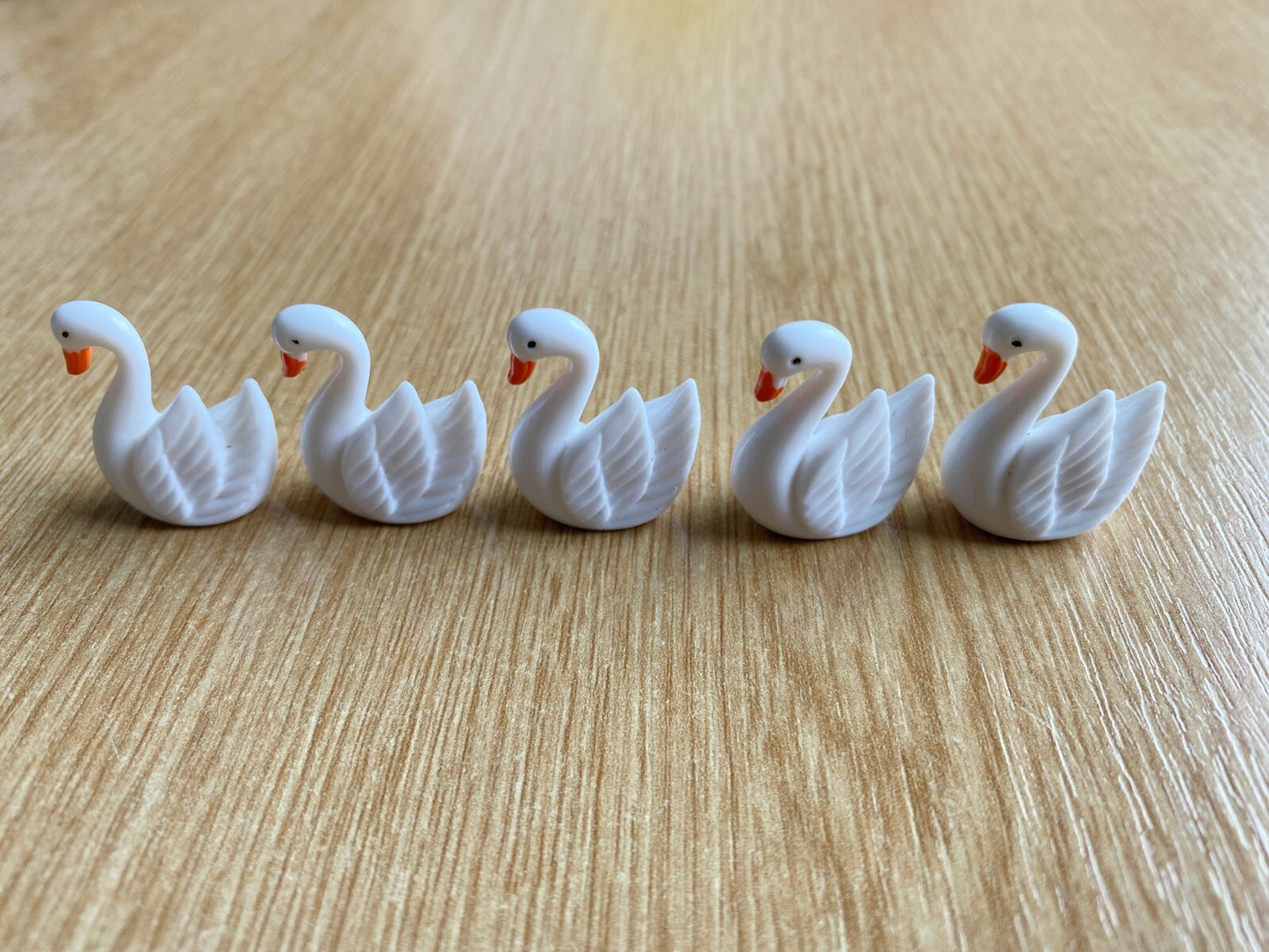 5x Resin White Swans for dolls house, modelling cute charms miniature figurines