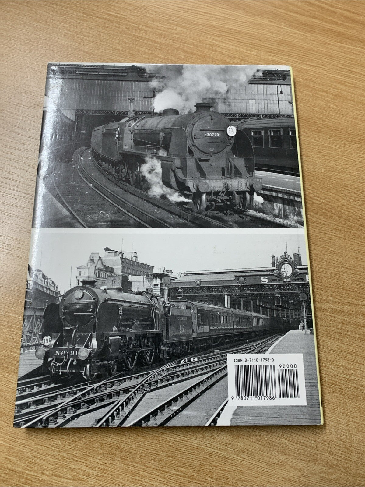 Southern Express Locomotives by Brian T. Stephenson (Hardcover, 1988)