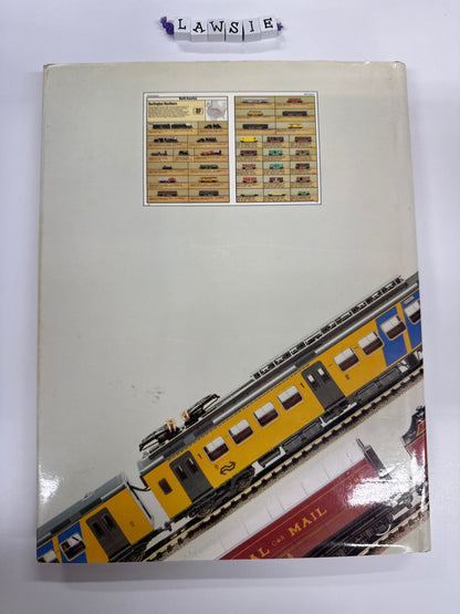 The World guide to model trains by Peter McHoy
